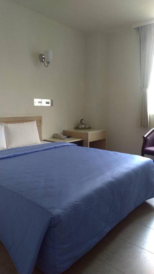 Songshan Hotel Kaohsiung Buitenkant foto