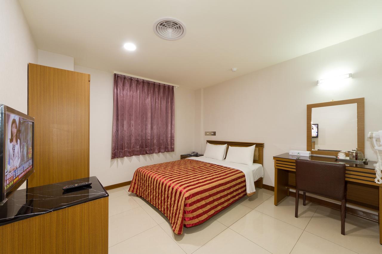 Songshan Hotel Kaohsiung Buitenkant foto